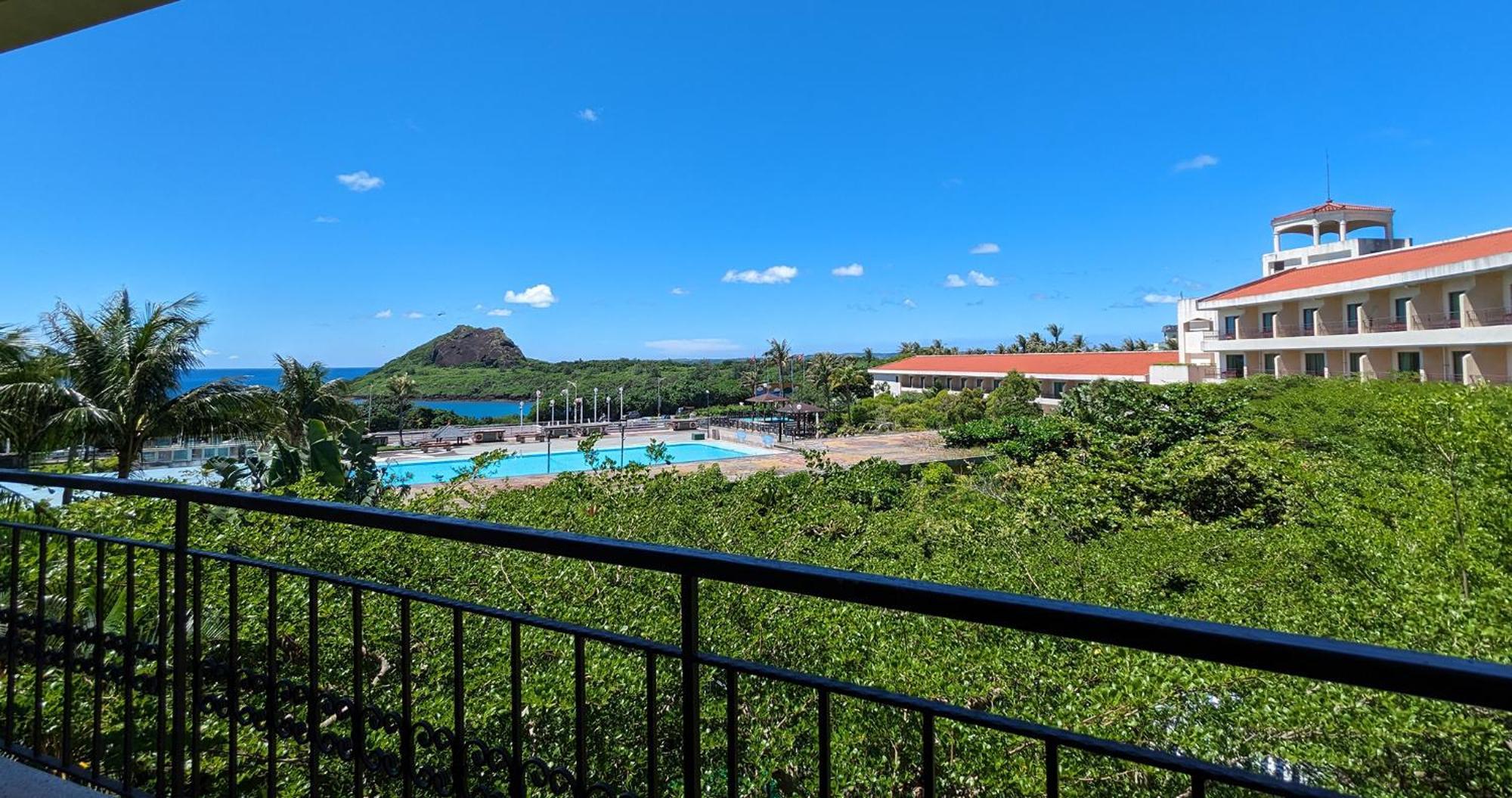 ฮาวาร์ด บีช รีสอร์ท เขิ่นติง ภายนอก รูปภาพ View of the resort