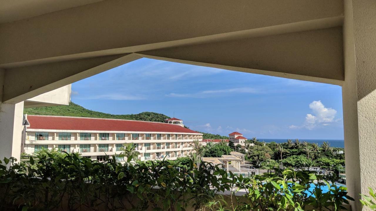 ฮาวาร์ด บีช รีสอร์ท เขิ่นติง ภายนอก รูปภาพ View of the resort