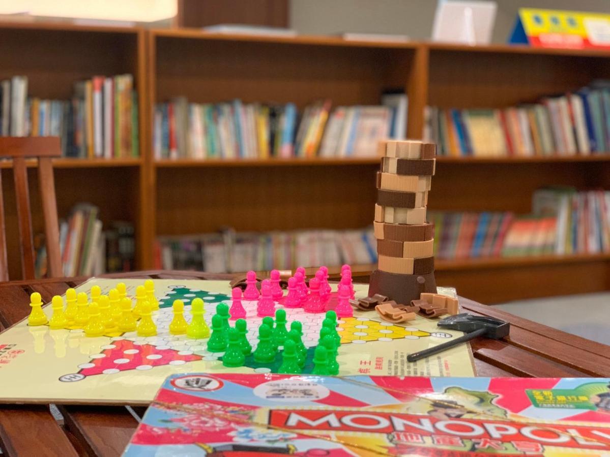 ฮาวาร์ด บีช รีสอร์ท เขิ่นติง ภายนอก รูปภาพ A board game